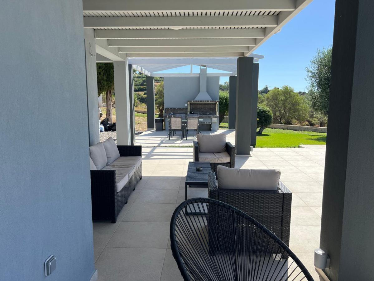 Avithos Blue Villas Svoronata Eksteriør billede