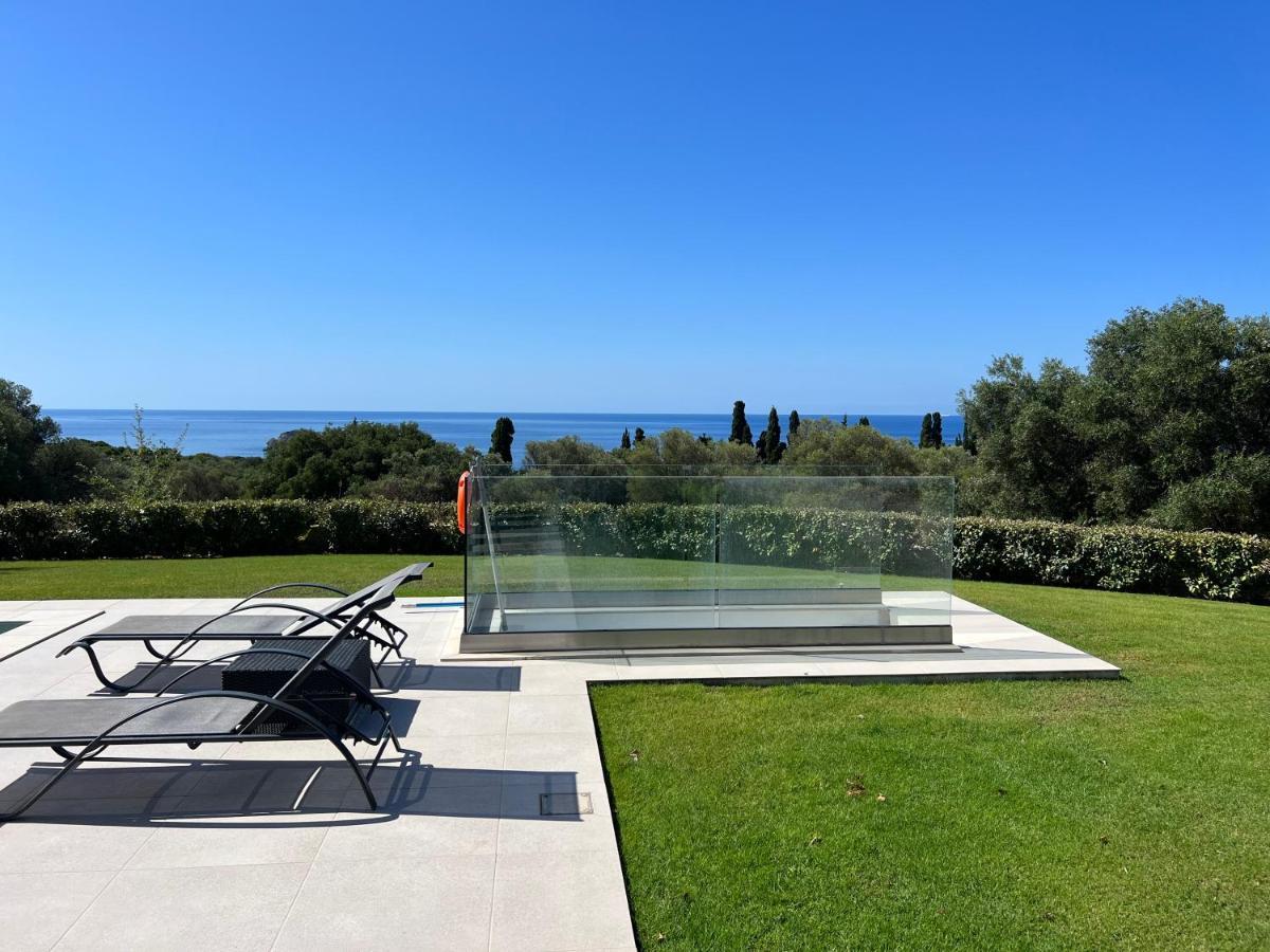 Avithos Blue Villas Svoronata Eksteriør billede