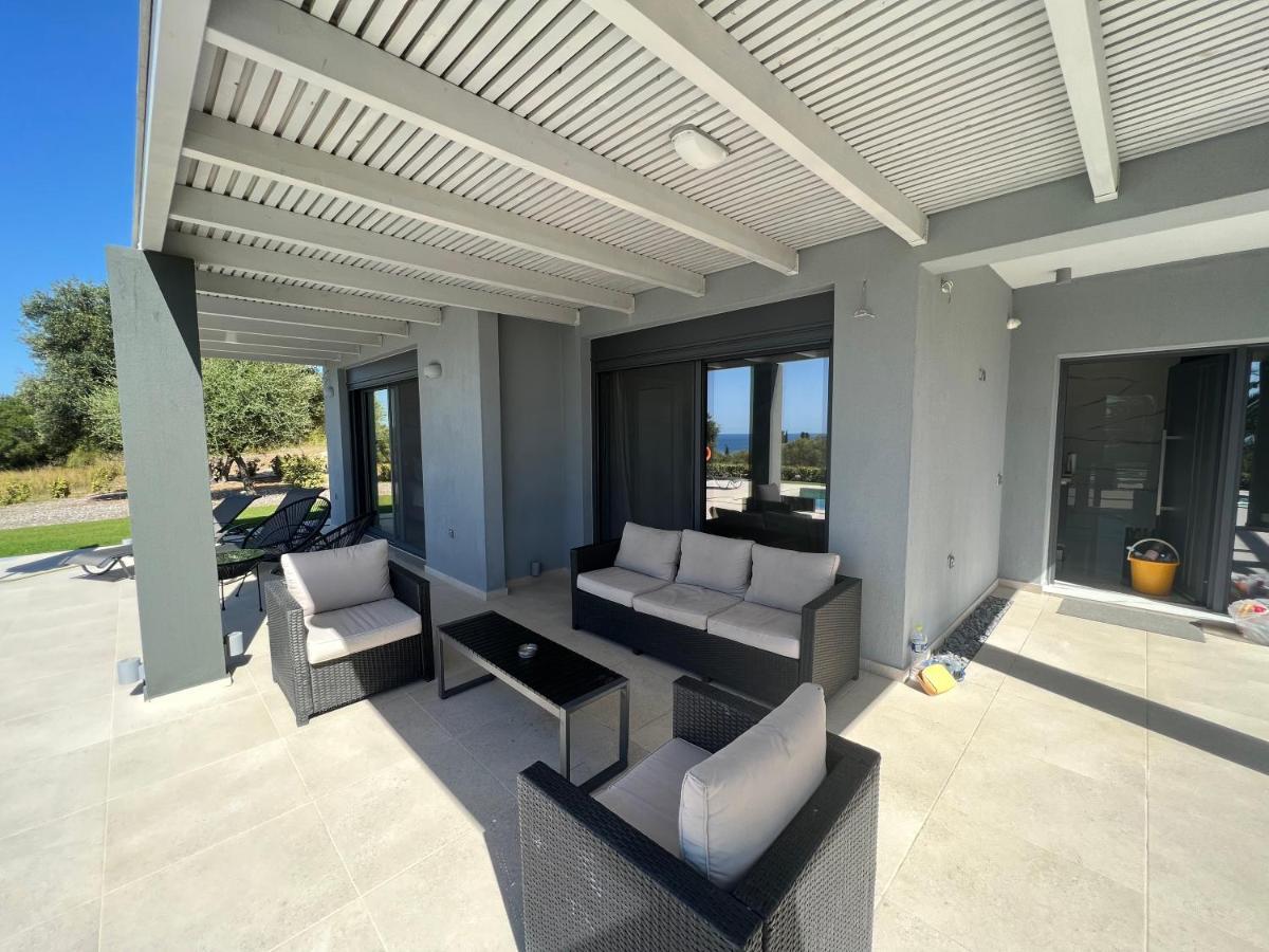 Avithos Blue Villas Svoronata Eksteriør billede