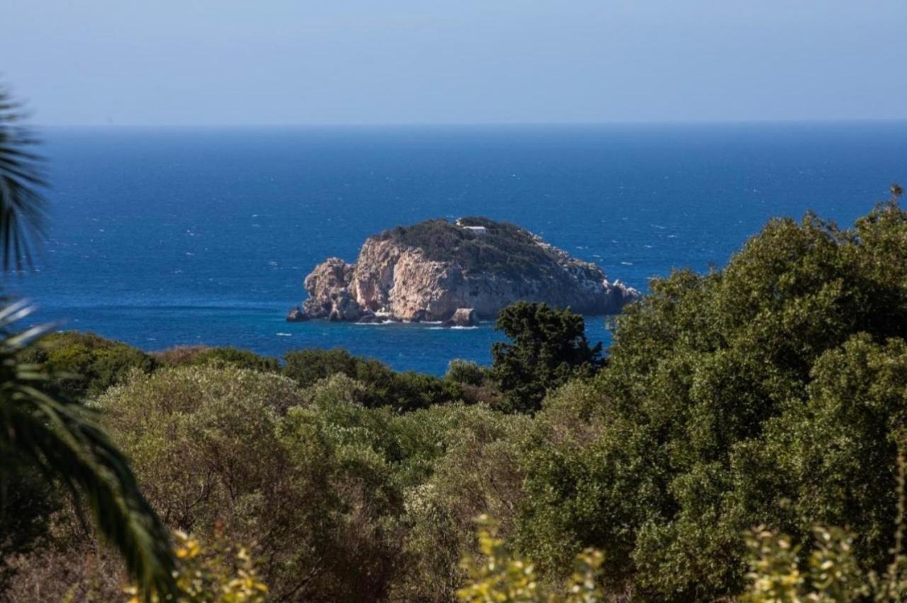 Avithos Blue Villas Svoronata Eksteriør billede